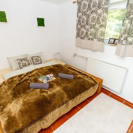 2br Lavender Hideaway House By Nw