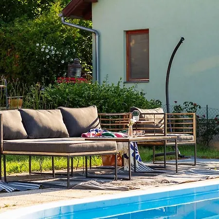 2br Lavender Hideaway House By Nw شقة