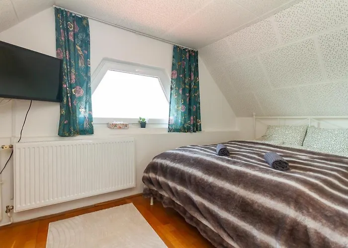 2br Lavender Hideaway House By Nw